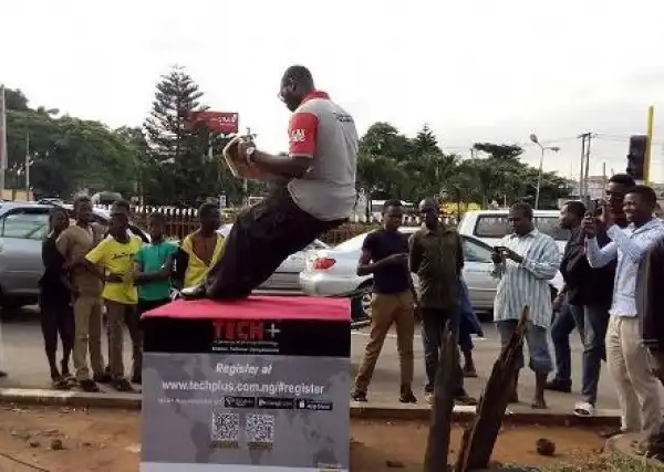 WoW! See The Naija Man Who Hangs on The Air in Lagos [See Photos]